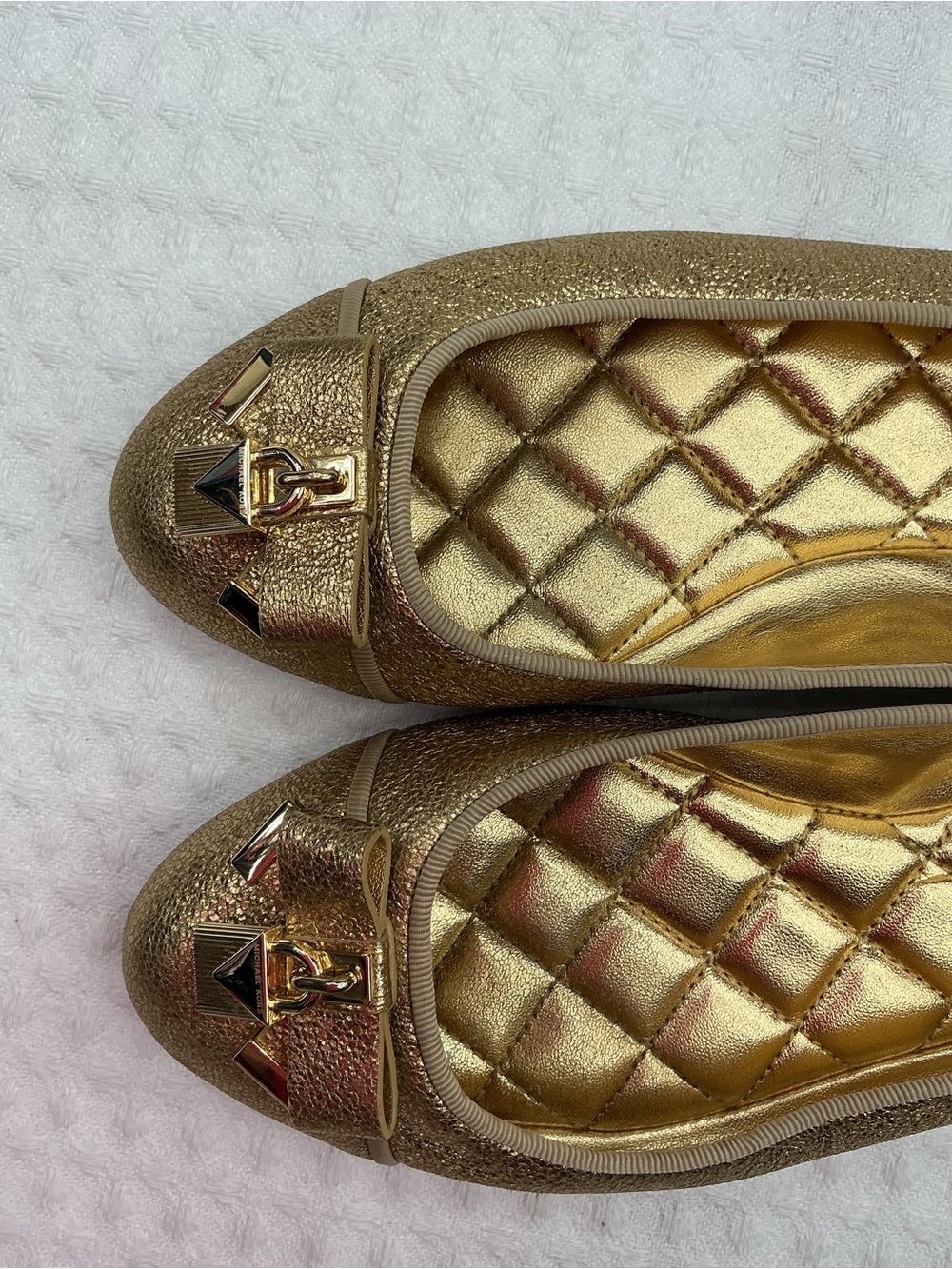 Michael Kors Gold Metallic Quilted Ballet Flats with Bow - Picture 3 of 10